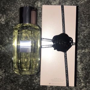 Flowerbomb Bomblicous perfumed bath foam